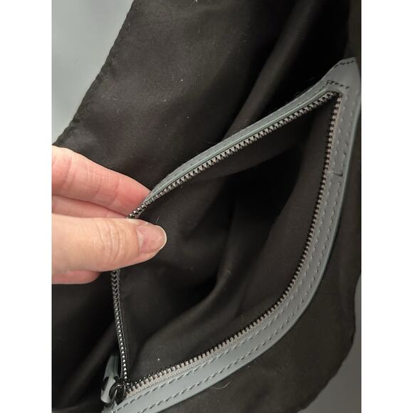 Swedish Gaston Luga Splash 2.0 Waterproof Laptop Gray Backpack Adjustable Straps - Picture 7 of 12